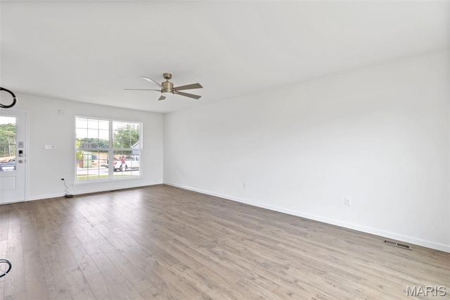 1567 Salerno Drive, St Louis, MO 63133
