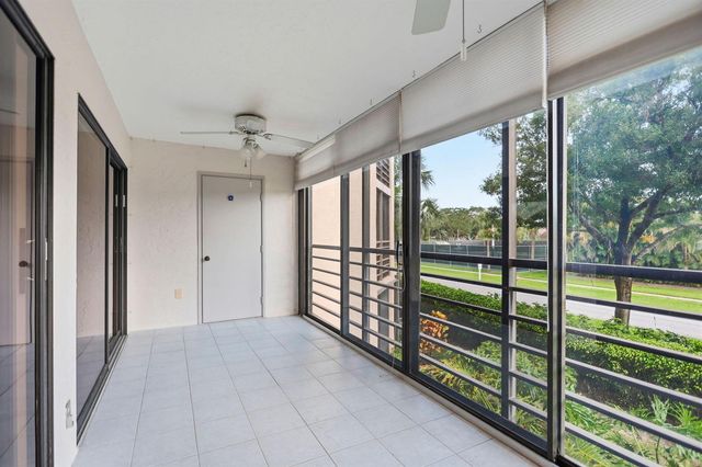 10110 Cedar Point Boulevard 206, Boynton Beach, FL 33437