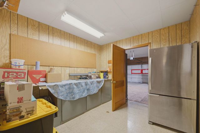 1138 N Sheridan St, Wichita, KS 67203