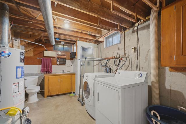 1138 N Sheridan St, Wichita, KS 67203