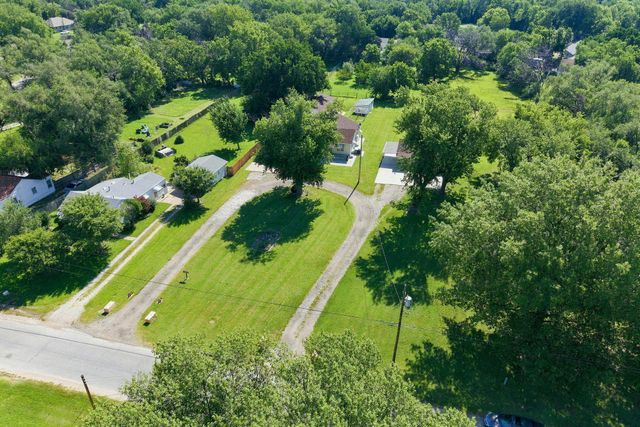 1138 N Sheridan St, Wichita, KS 67203