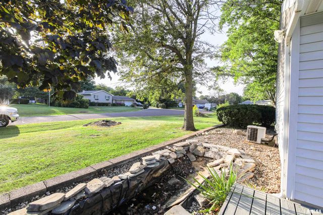 713 GRANDVIEW Way, Germantown Hills, IL 61548