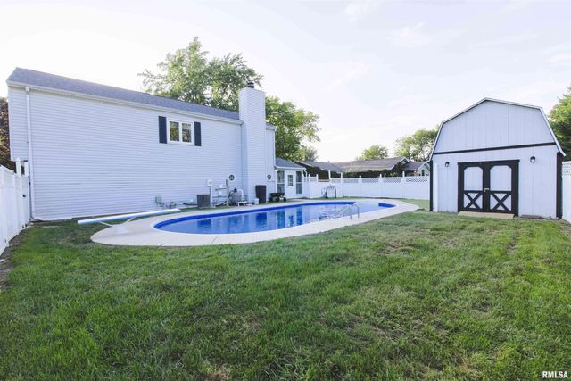 713 GRANDVIEW Way, Germantown Hills, IL 61548