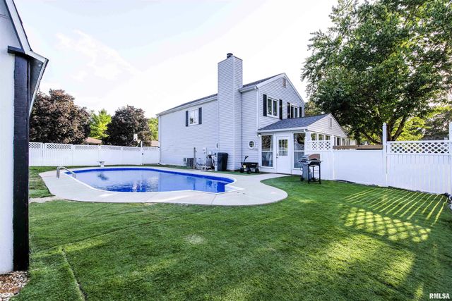 713 GRANDVIEW Way, Germantown Hills, IL 61548