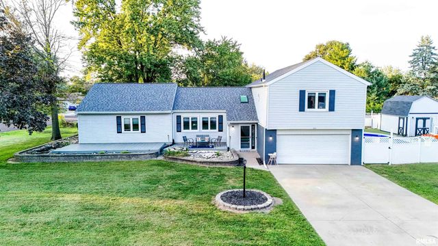 713 GRANDVIEW Way, Germantown Hills, IL 61548