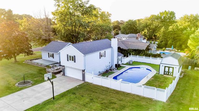 713 GRANDVIEW Way, Germantown Hills, IL 61548