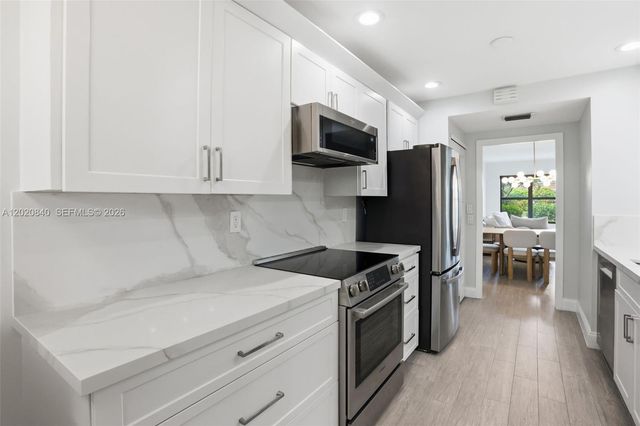 830 Greensward Court 106-H, Delray Beach, FL 33445