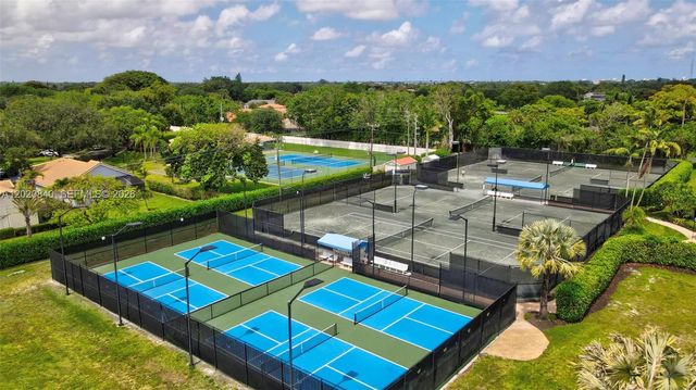 830 Greensward Court 106-H, Delray Beach, FL 33445