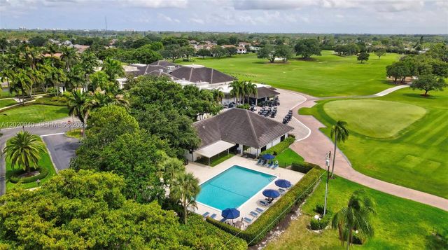 830 Greensward Court 106-H, Delray Beach, FL 33445