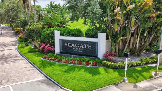 830 Greensward Court 106-H, Delray Beach, FL 33445
