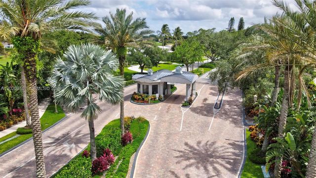 830 Greensward Court 106-H, Delray Beach, FL 33445