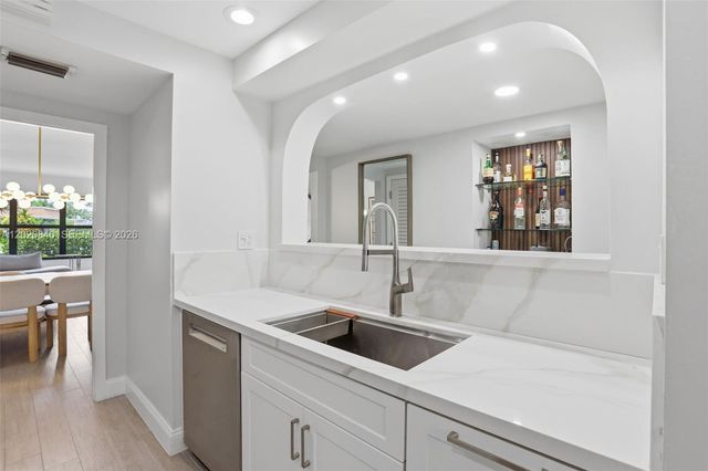 830 Greensward Court 106-H, Delray Beach, FL 33445