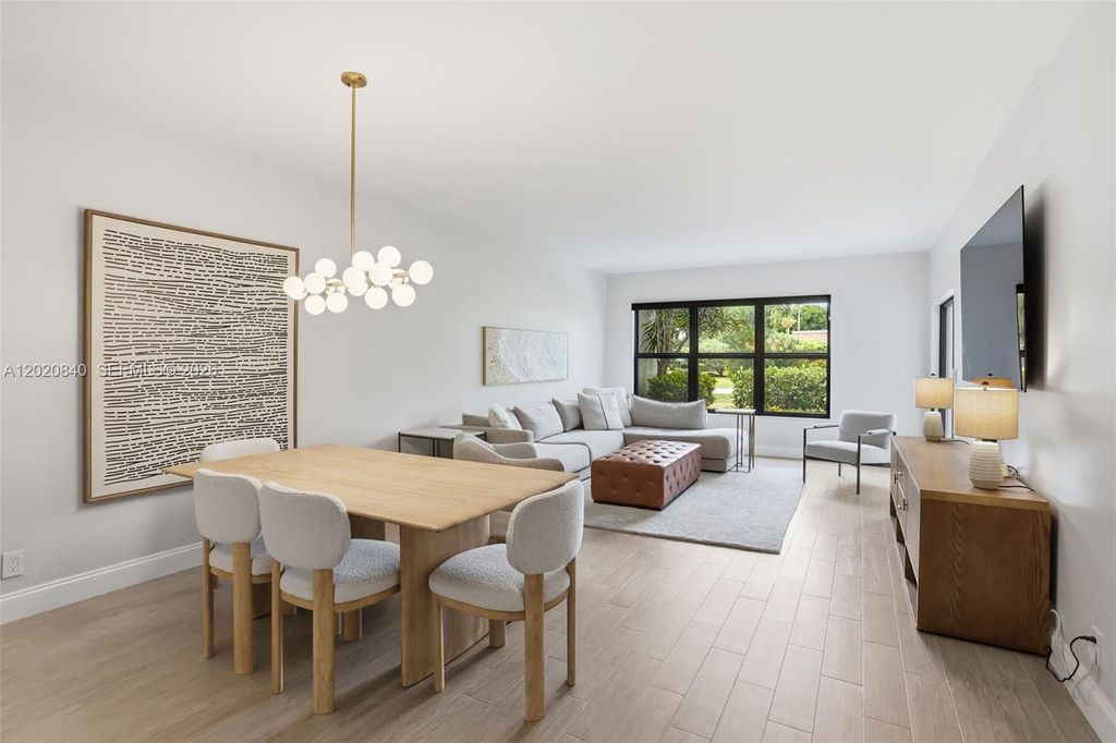 830 Greensward Court 106-H, Delray Beach, FL 33445