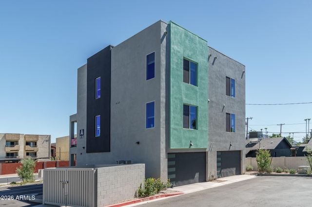 2601 E CLARENDON Avenue 18, Phoenix, AZ 85016