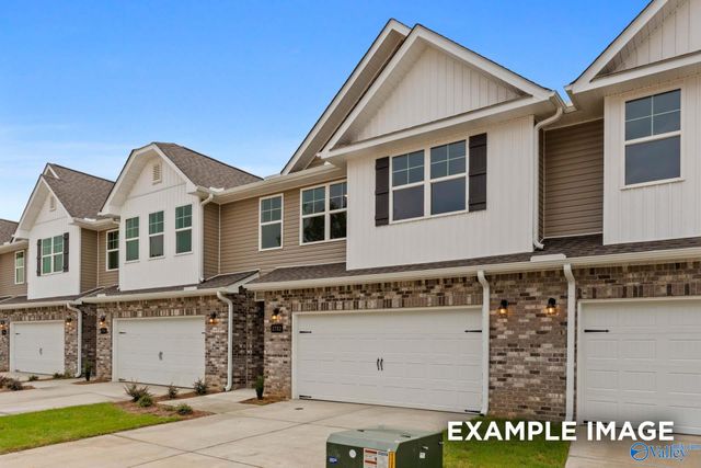 1751 Stampede Circle 40, Huntsville, AL 35803