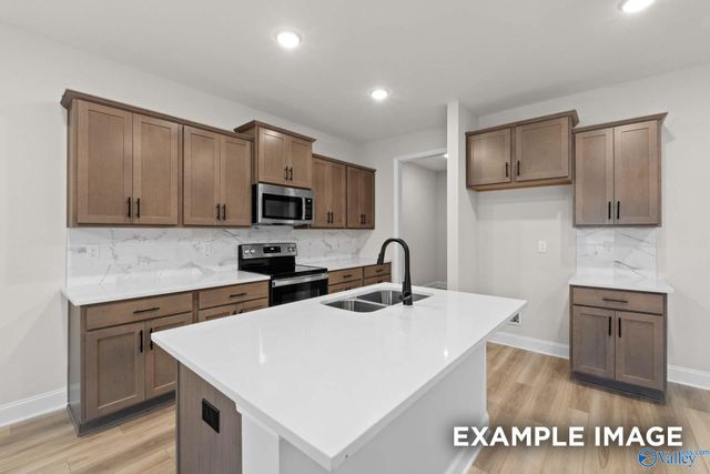 1751 Stampede Circle 40, Huntsville, AL 35803