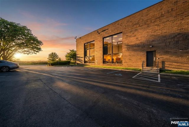 450 Commerce Boulevard A, Carlstadt, NJ 07072