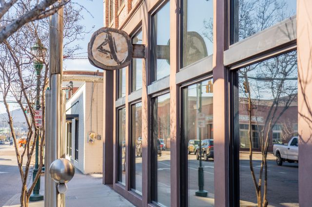 122 E 19th Street, Chattanooga, TN 37408