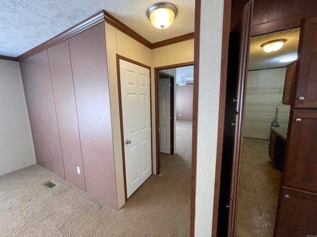 12566 Chambers Road, Bauxite, AR 72011