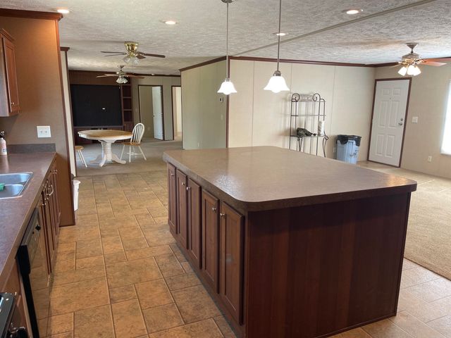 12566 Chambers Road, Bauxite, AR 72011