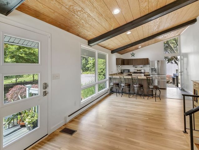 10 Mountain Road, Easton, MA 02356