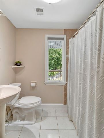 10 Mountain Road, Easton, MA 02356
