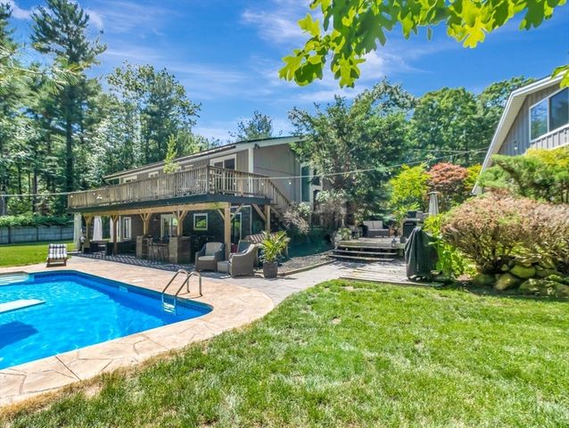 10 Mountain Road, Easton, MA 02356