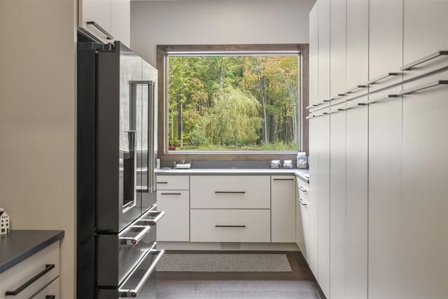 6941 Youngren Road, Harbert, MI 49115