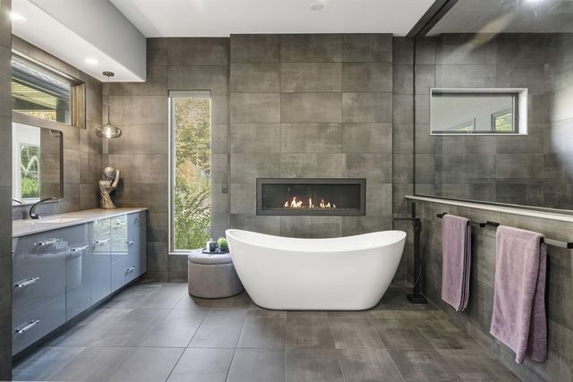 6941 Youngren Road, Harbert, MI 49115