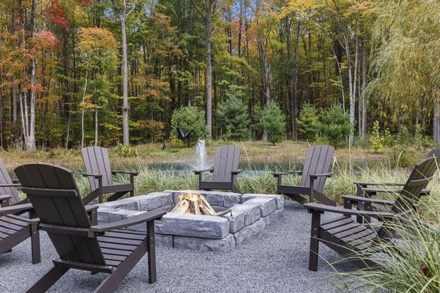 6941 Youngren Road, Harbert, MI 49115