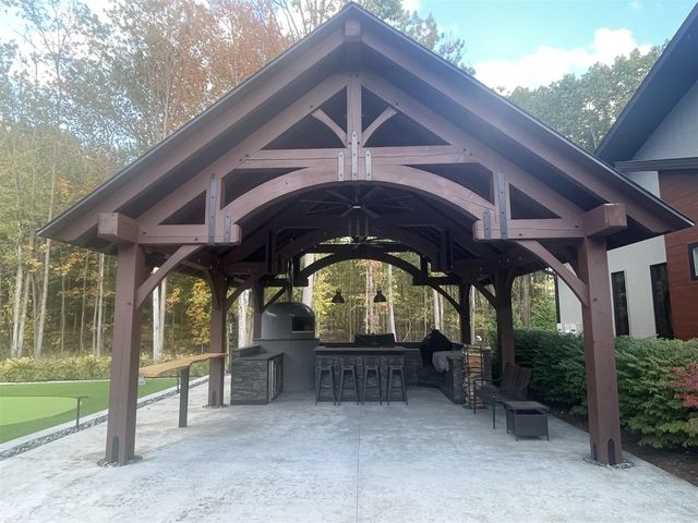 6941 Youngren Road, Harbert, MI 49115