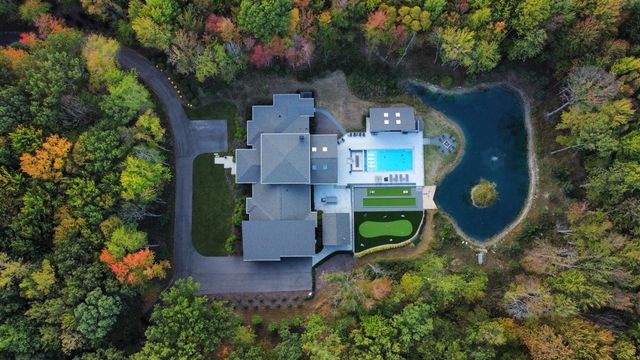 6941 Youngren Road, Harbert, MI 49115