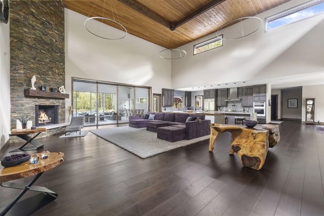 6941 Youngren Road, Harbert, MI 49115