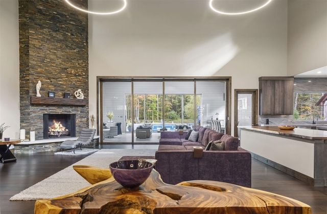 6941 Youngren Road, Harbert, MI 49115