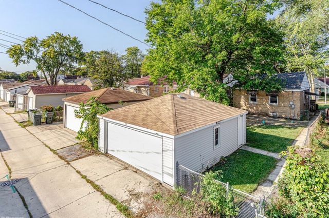 117 Morris Avenue, Bellwood, IL 60104