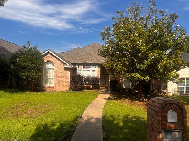 17506 Country Club Drive, Kemp, TX 75143