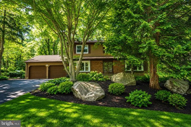 11 BUFFALO RUN, East Brunswick, NJ 08816