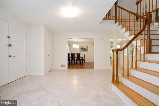 11 BUFFALO RUN, East Brunswick, NJ 08816