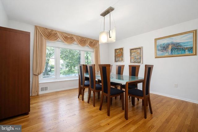 11 BUFFALO RUN, East Brunswick, NJ 08816