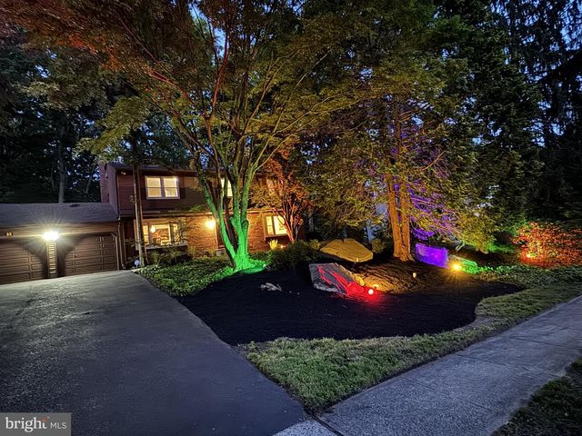 11 BUFFALO RUN, East Brunswick, NJ 08816
