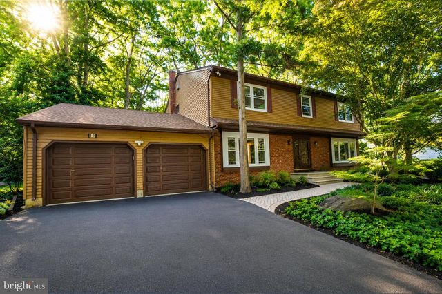 11 BUFFALO RUN, East Brunswick, NJ 08816