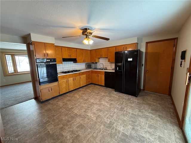 2435 Didrickson Drive, Lorain, OH 44053