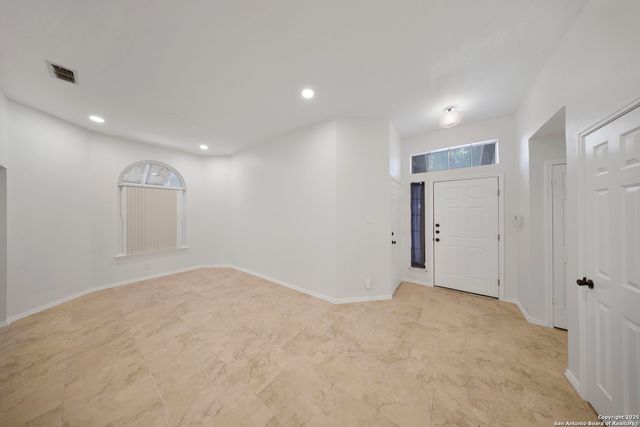 9523 Black Thorn, San Antonio, TX 78240