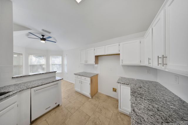 9523 Black Thorn, San Antonio, TX 78240