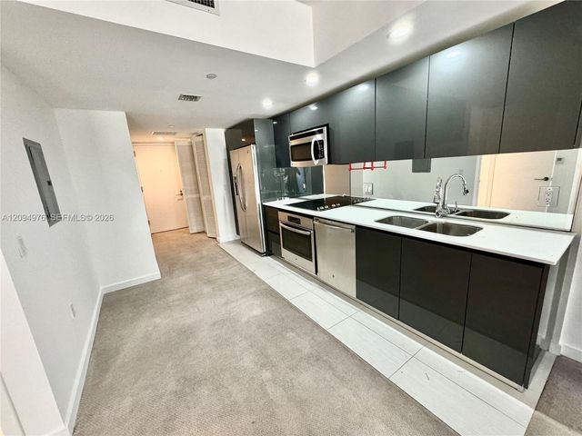 31 SE 6th Street 903, Miami, FL 33131