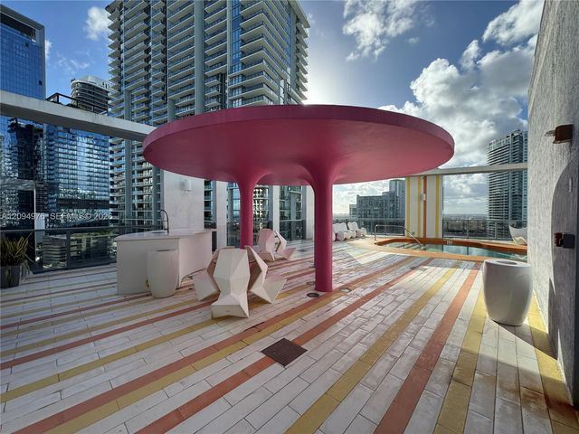 31 SE 6th Street 903, Miami, FL 33131
