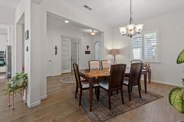 2412 Trident Dr, Modesto, CA 95355