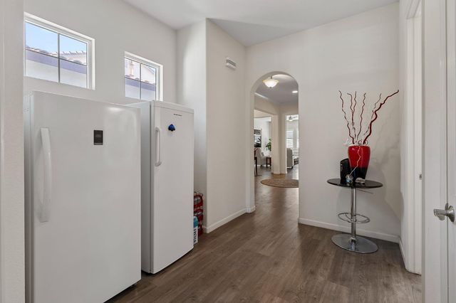2412 Trident Dr, Modesto, CA 95355
