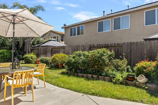 2412 Trident Dr, Modesto, CA 95355