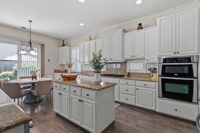 2412 Trident Dr, Modesto, CA 95355